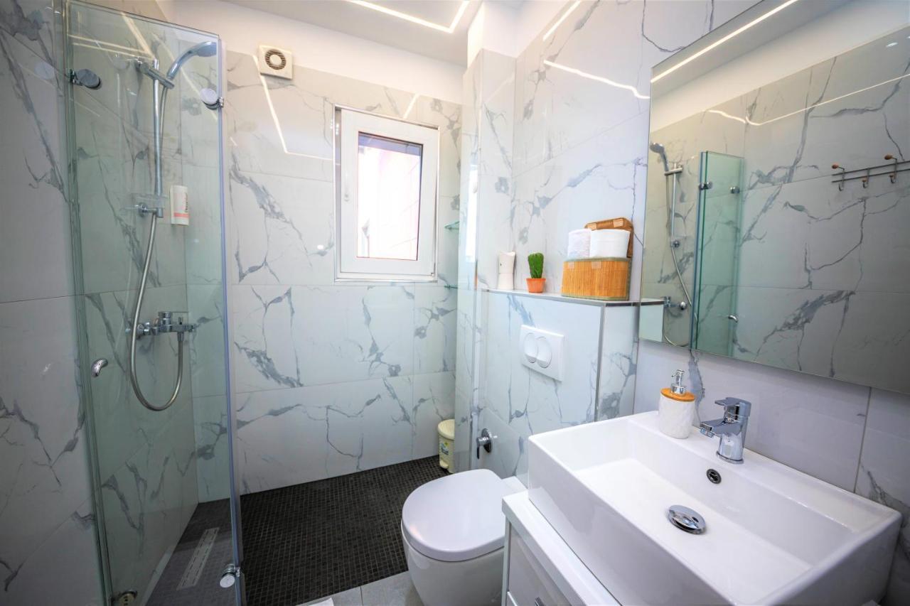 Green Terrace Apartment 4 地拉那 外观 照片